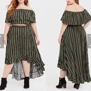 Torrid, green striped, two-piece, crop top, sz 1 (14/16),high low skirt